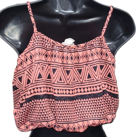 Kirra cropped spaghetti strap tank Size S - Picture 2 of 3